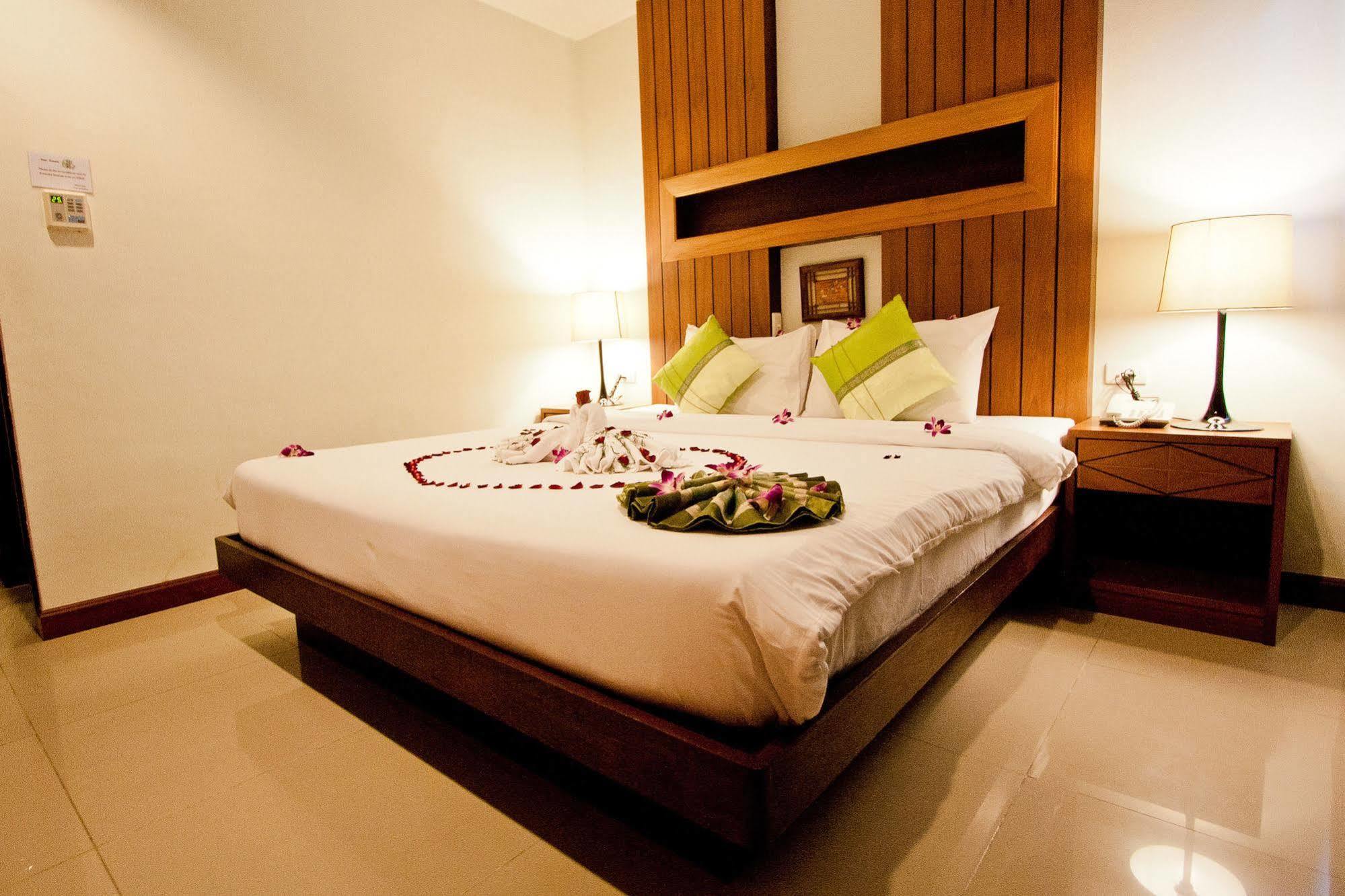The Chambre Patong Exterior foto