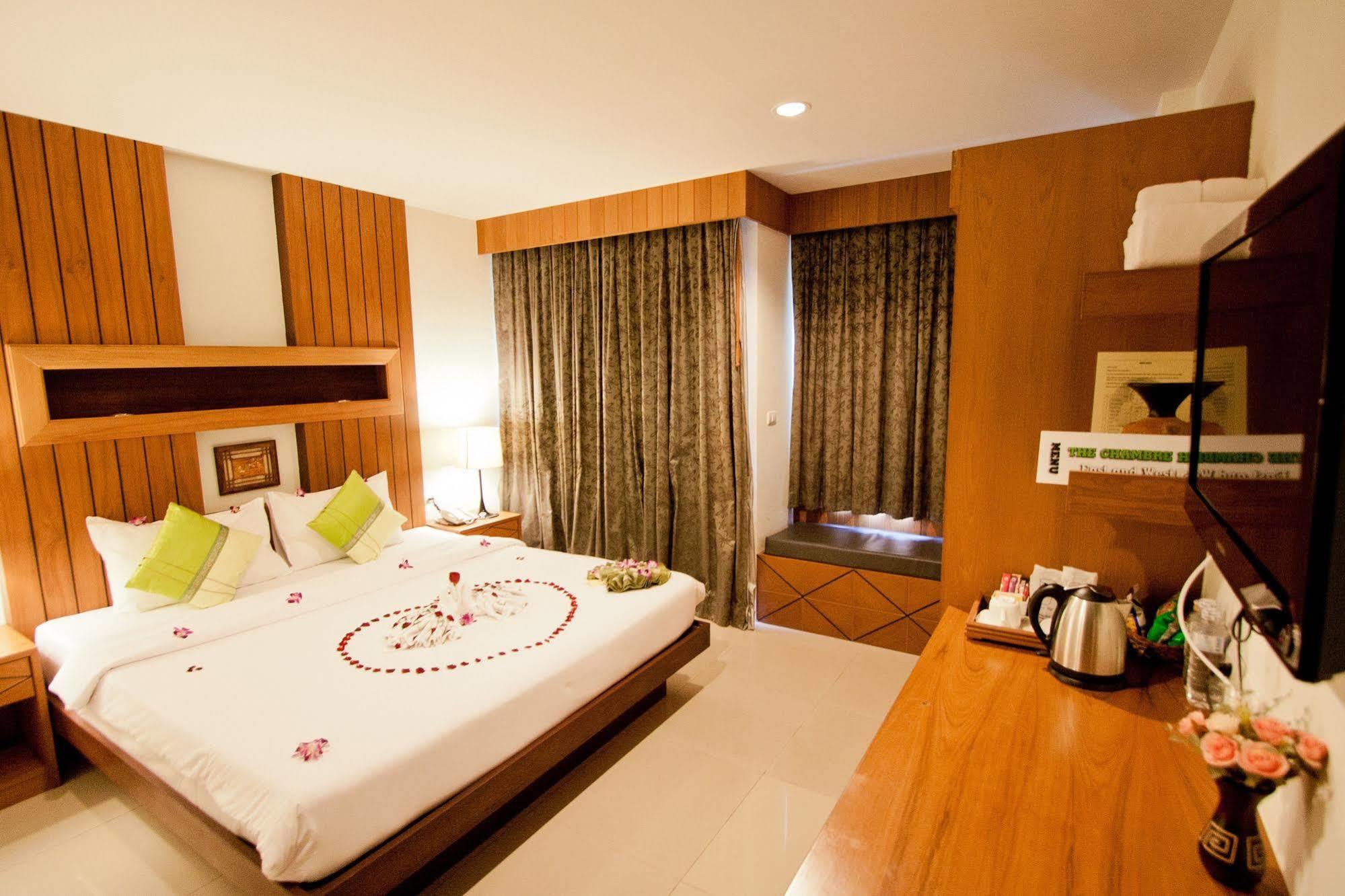 The Chambre Patong Exterior foto